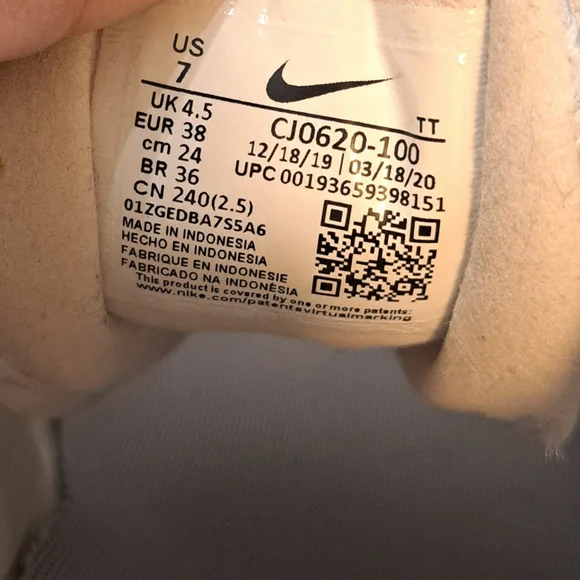 Nike Womans Stroke Running Shoe Size 7 - Picture 12 of 13